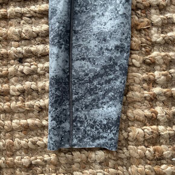 Lululemon Fast & Free Tight 7/8 II Nulux 25" Leggings – Area Ice Grey - size 10 - Picture 5 of 10